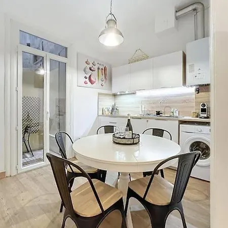 Nouveau - Appartement 100M2 Avec Terrasse A 1 Min De La Place De La Comedie Montpellier Extérieur photo