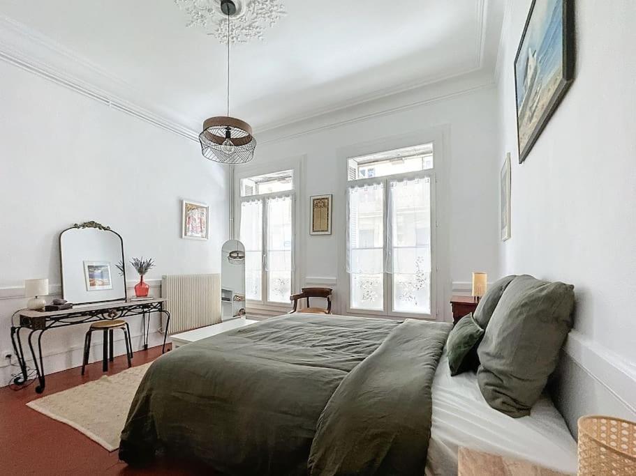 Nouveau - 100m2 Avec Terrasse A 1 Min De La Place De La Comedie Appartamento Montpellier