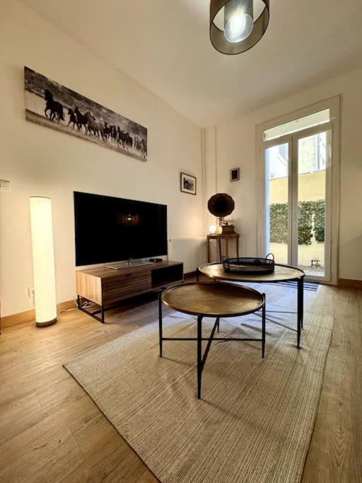 Appartamento Nouveau - 100m2 Avec Terrasse A 1 Min De La Place De La Comedie *